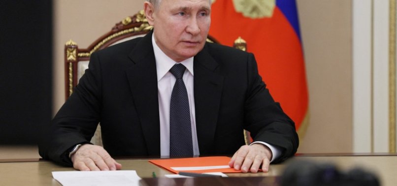PUTIN SIGNS ELECTRONIC MILITARY DRAFT SYSTEM INTO LAW