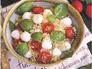 Kionalı Caprese Salatası