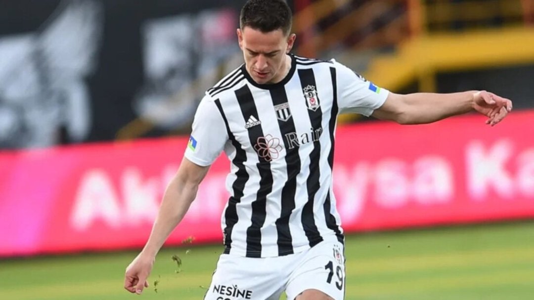 HADZIAHMETOVIC KOCAELİ YOLUNDA