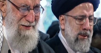 Iran supreme leader weeps for top Iranian general Qassem Soleimani killed by US airstrike
