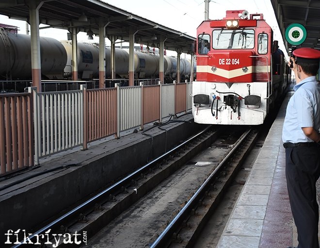 TRENDEKİ VAGONLAR