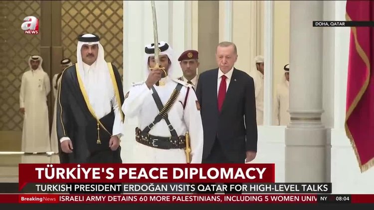 Turkish leader Erdoğan pays an official visit to Qatar