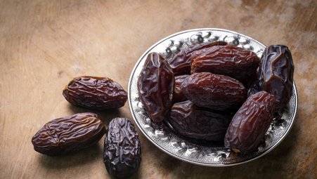 Oruç neden hurmayla açılır?