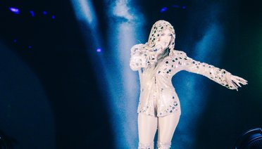 Jennifer Lopez Muhteşem Enerjisi ve Dans Şovlarıyla İstanbul’u Büyüledi