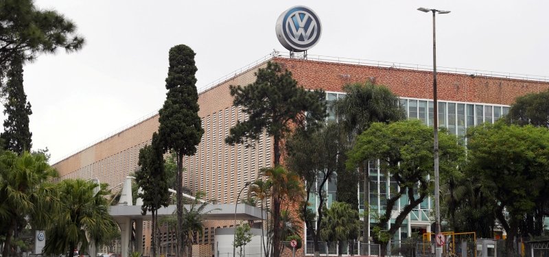 Volkswagen to give green light for Audi, Porsche to enter F1 - sources
