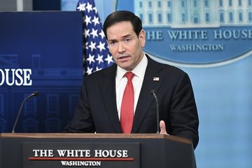 ABD Dışişleri Bakanı Rubio, İran’ın Hürmüz Boğazı’nı kapatmasını korsanlık olarak tanımladı: