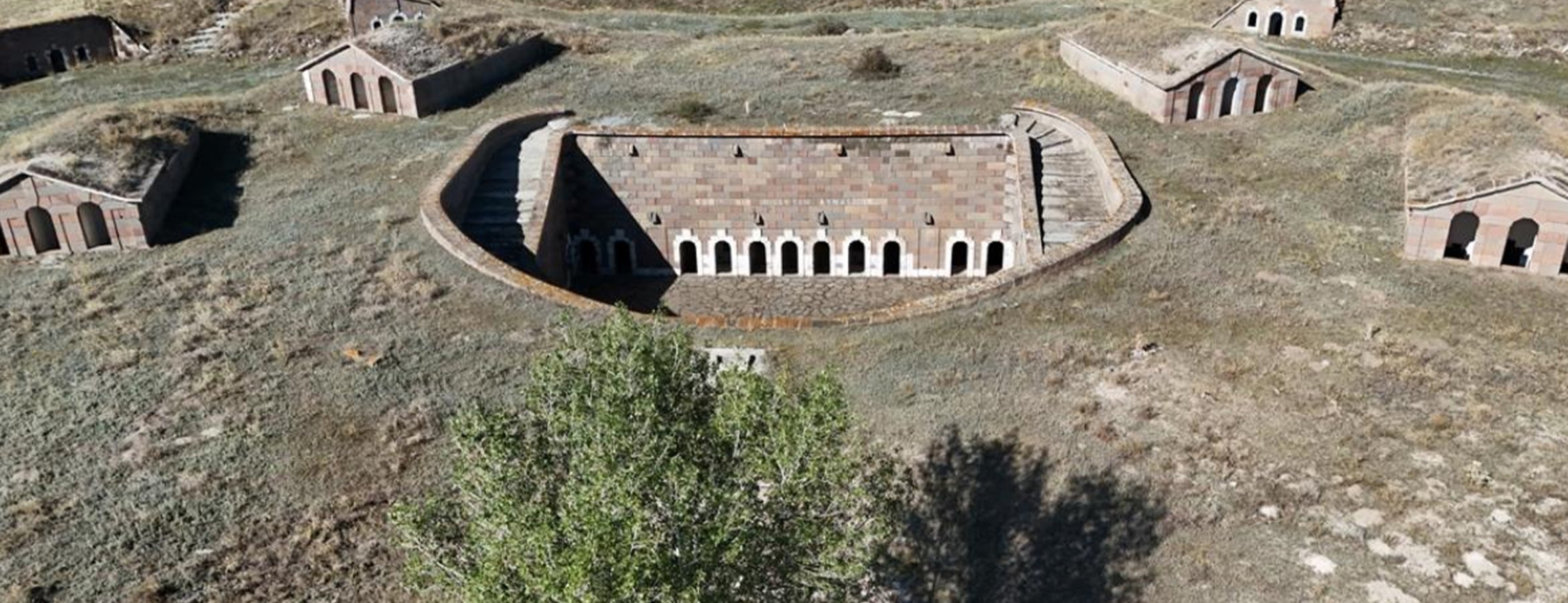Erzurum’da öğrenciler tarih dersini ecdat yadigarı tabyalarda işledi