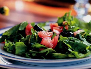 Zeytinli Roka Salatası