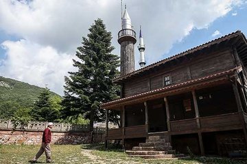 ’Çivisiz cami’ yıllara meydan okuyor