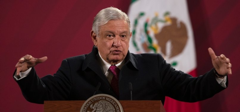 MEXICAN PRESIDENT SUGGESTS PAUSING RELATIONS WITH SPAIN