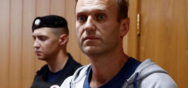 Russian court jails Kremlin critic Alexei Navalny for 30 days