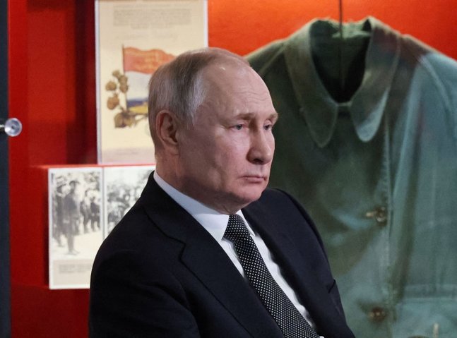 Putin says 80 years after World War II, German tanks again threaten Russia