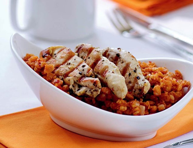 Tavuklu Buğday Salatası