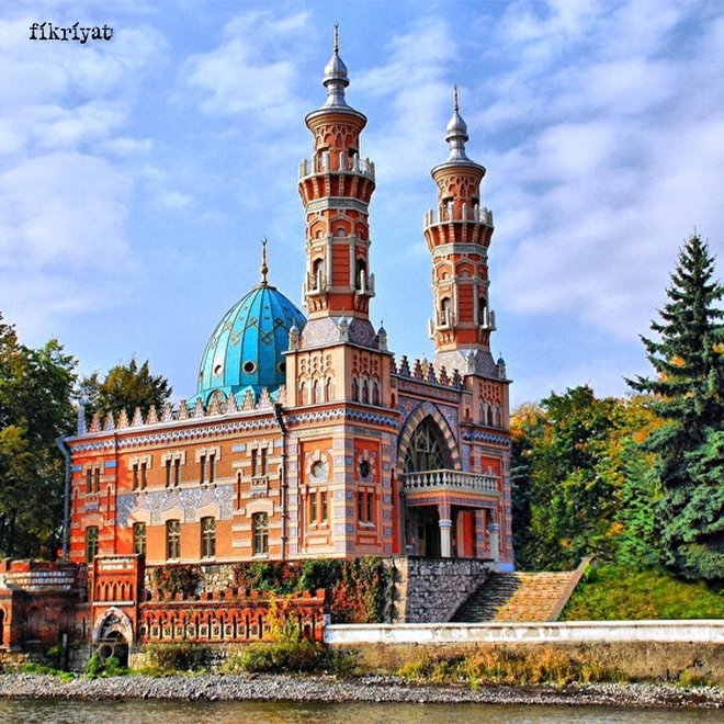 MUHTAROV CAMİİ