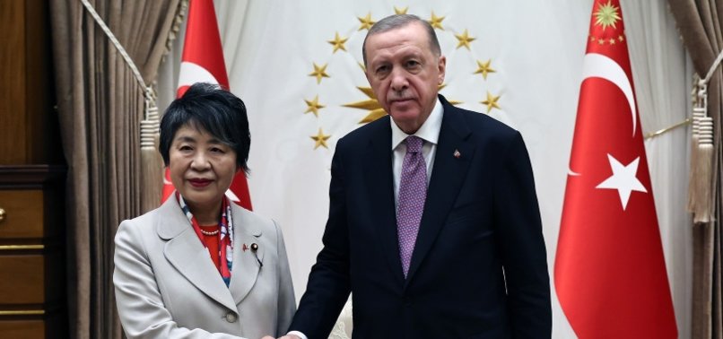 TURKISH PRESIDENT RECEIVES JAPANESE FOREIGN MINISTER IN ANKARA
