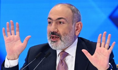 Armenia’s premier says Yerevan ready to sign peace deal with Azerbaijan by November