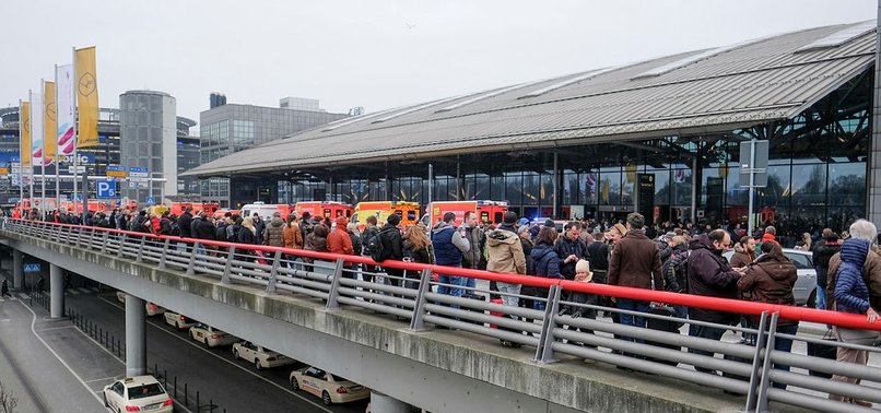 WWII BOMB DISCOVERED AT GERMANYS HAMBURG AIRPORT