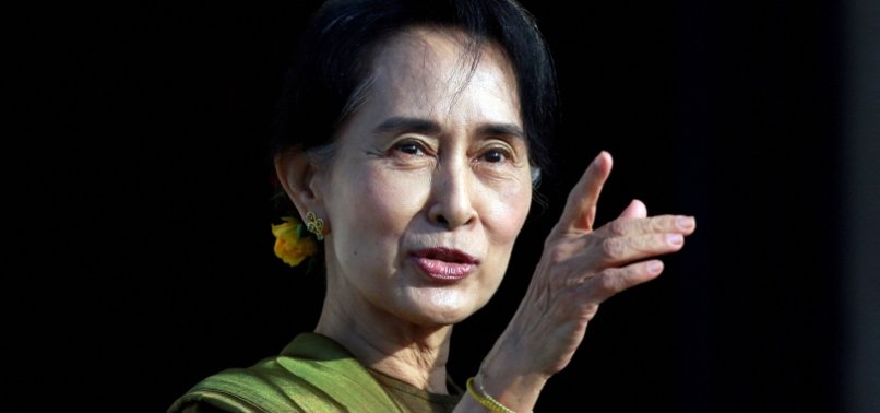 IN RARE COMMENTS, MYANMARS SUU KYI URGES PEOPLE TO BE UNITED