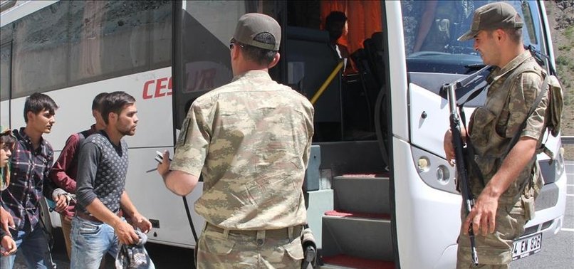85 ASYLUM SEEKERS HELD IN TURKEY