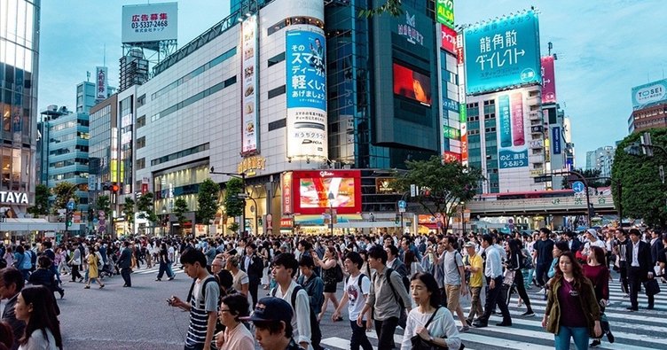 Japonya’da hizmet sektörü büyümeye geri döndü