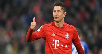 Lewandowski strikes early as Bayern demolish