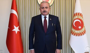Turkey's parliament head congratulates Jordan on National Day