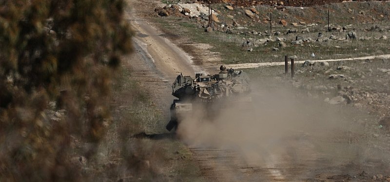 Israeli warplanes launch airstrikes in Syria’s Quneitra