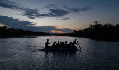 Eight migrants die trying to cross Rio Grande River into United States