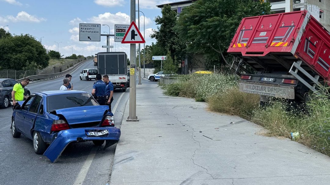 İSTANBUL’DA ZİNCİRLEME KAZA