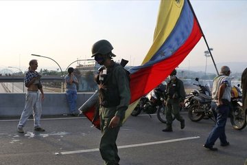 Venezuela’da darbe girişimi