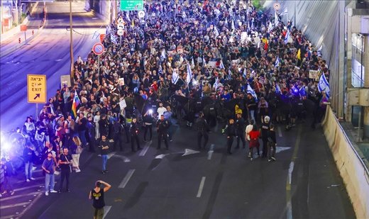 Israeli protesters block Tel Aviv’s main highway