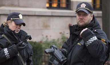 Norwegian police to carry arms after threats against Muslims