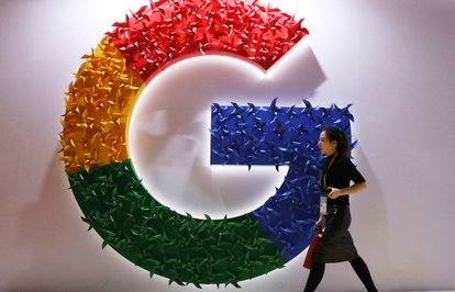 Googleun242milyareurolukcezasıonandı