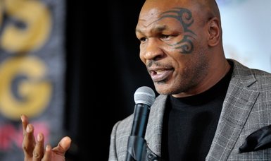 Mike Tyson avoids criminal charges for punching plane passenger
