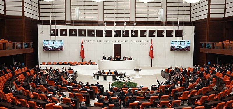 Turkish parliament approves motion condemning Ankara terror attack