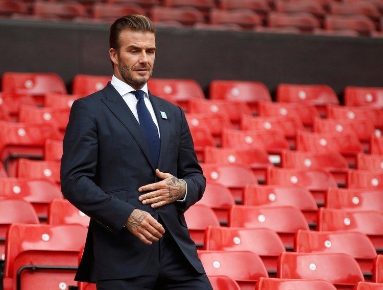 DAVİD BECKHAM’DAN YENİ YIL FOTOĞRAFI