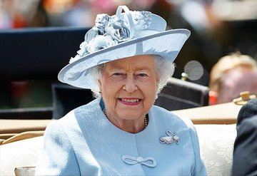 Kraliçe Elizabeth rahatsızlandı!