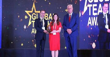 Turkish teacher wins 'global teacher' award in India