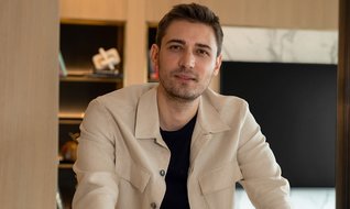 Z kuşağı otelcisi!