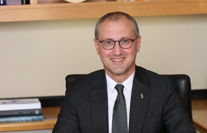 ahrefindexisbankasiclasstkktLnktargetblankİşBankasıaaçıkbankacılıkuygulamasınıgenişletiyor