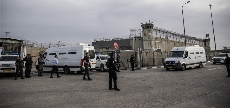 PALESTINIAN DETAINEES IN ISRAEL’S OFER PRISON GET WATER ‘FOR ONLY 45 MINUTES PER DAY’: COMMISSION