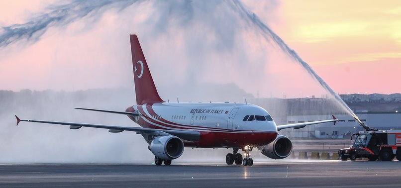 ERDOĞANS AIRCRAFT MAKES FIRST-EVER LANDING AT ISTANBUL NEW AIRPORT