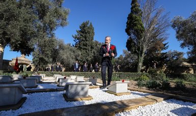 Türkiye’s foreign minister visits Turkish cemetery in Malta