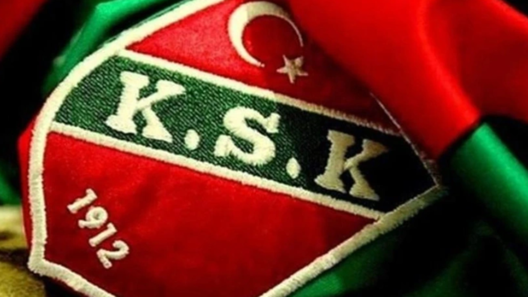 KARŞIYAKA’DA İSTİFA SAYISI 3 OLDU