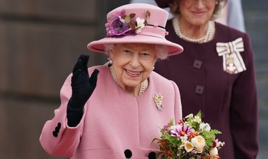 Queen Elizabeth II resumes public duties after hospital stay