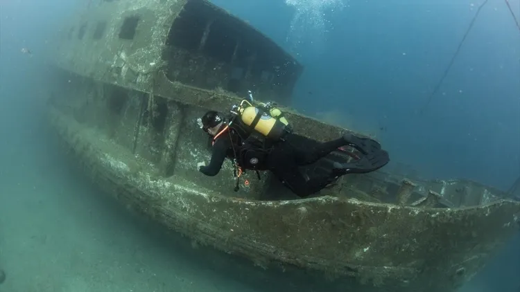 Türkiye’s Karaburun draws divers with sunken ferry, rich marine life