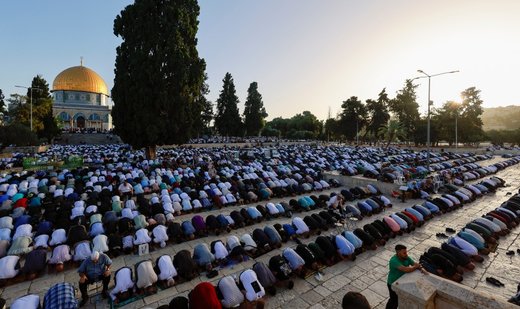 40,000 Muslims pray at Al-Aqsa to mark 1st day of Eid al-Adha