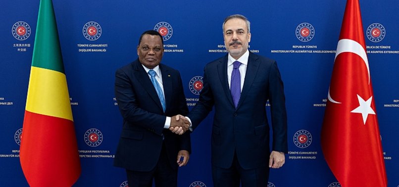 TURKISH FOREIGN MINISTER HOSTS CONGOLESE COUNTERPART
