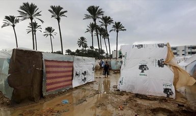 Sheikh Radwan pond at risk of flooding, threatening to submerge hundreds of homes in Gaza