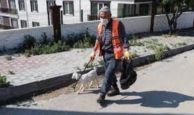 Unusual friendship between Turkish cleaner, baby goat